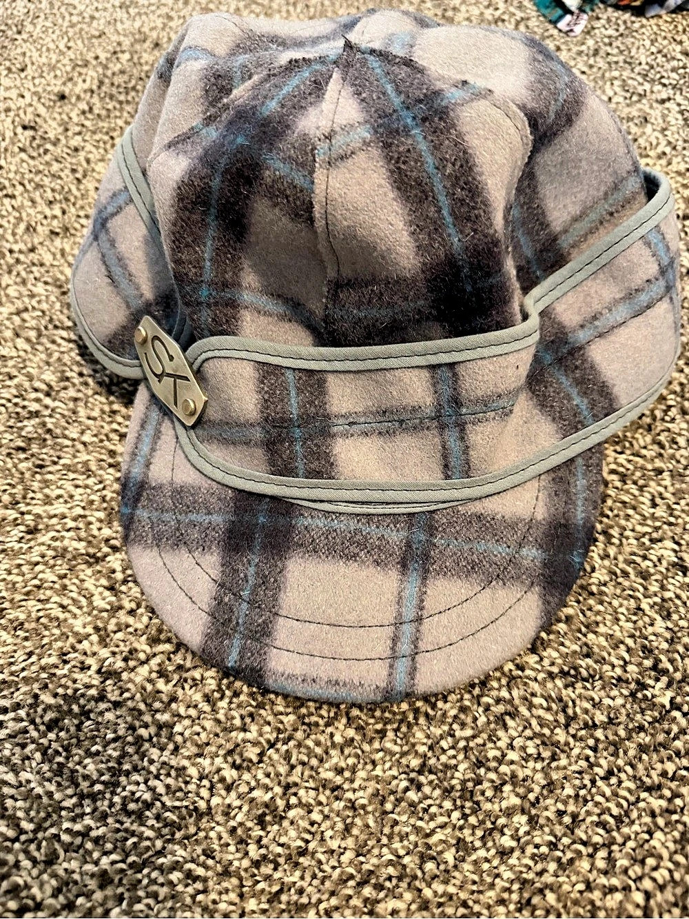 Stormy Kromer Original Stormy Kromer Cap Plaid Cap in Gray & Blue